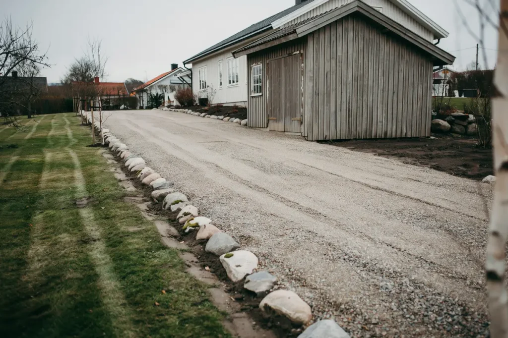 grusa uppfarten r tt val av fraktion b rlager och sk tsel som minskar sp r och stenmigration